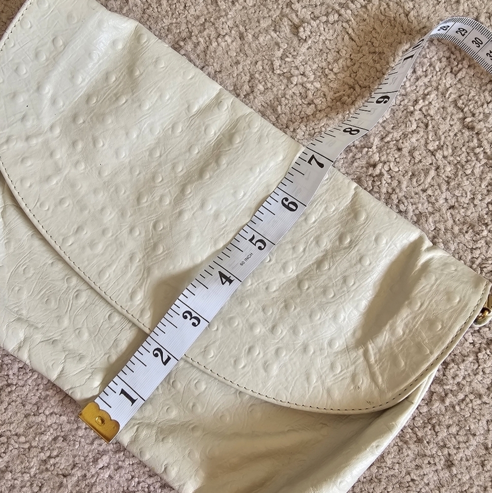 Elegant Cream Shoulder Bag Ostrich Vintage - Picture 5 of 6
